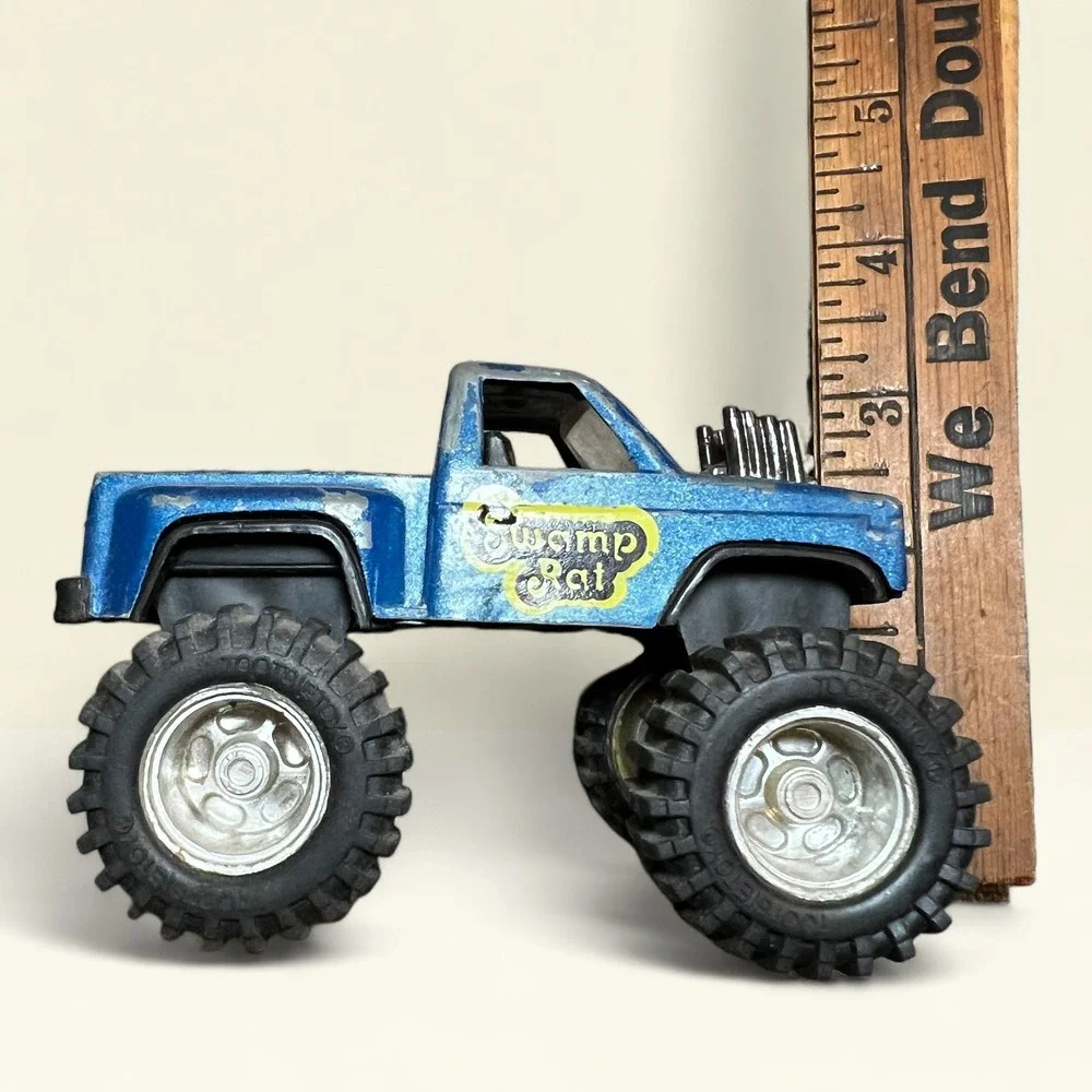 SWAMP RAT‎ Custom Ford F-150 Monster Truck Tootsietoy Blue Diecast Toy Vehicle